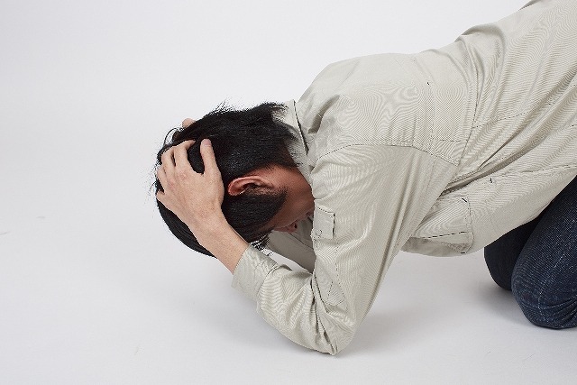 弁理士試験の難易度変わらず。合格者はピークの半分に。|弁理士試験|資格スクエア