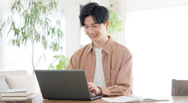 AI添削の接続機能も開発中！答案作成から、添削、フィードバックまでの論文対策がよりシームレスに。